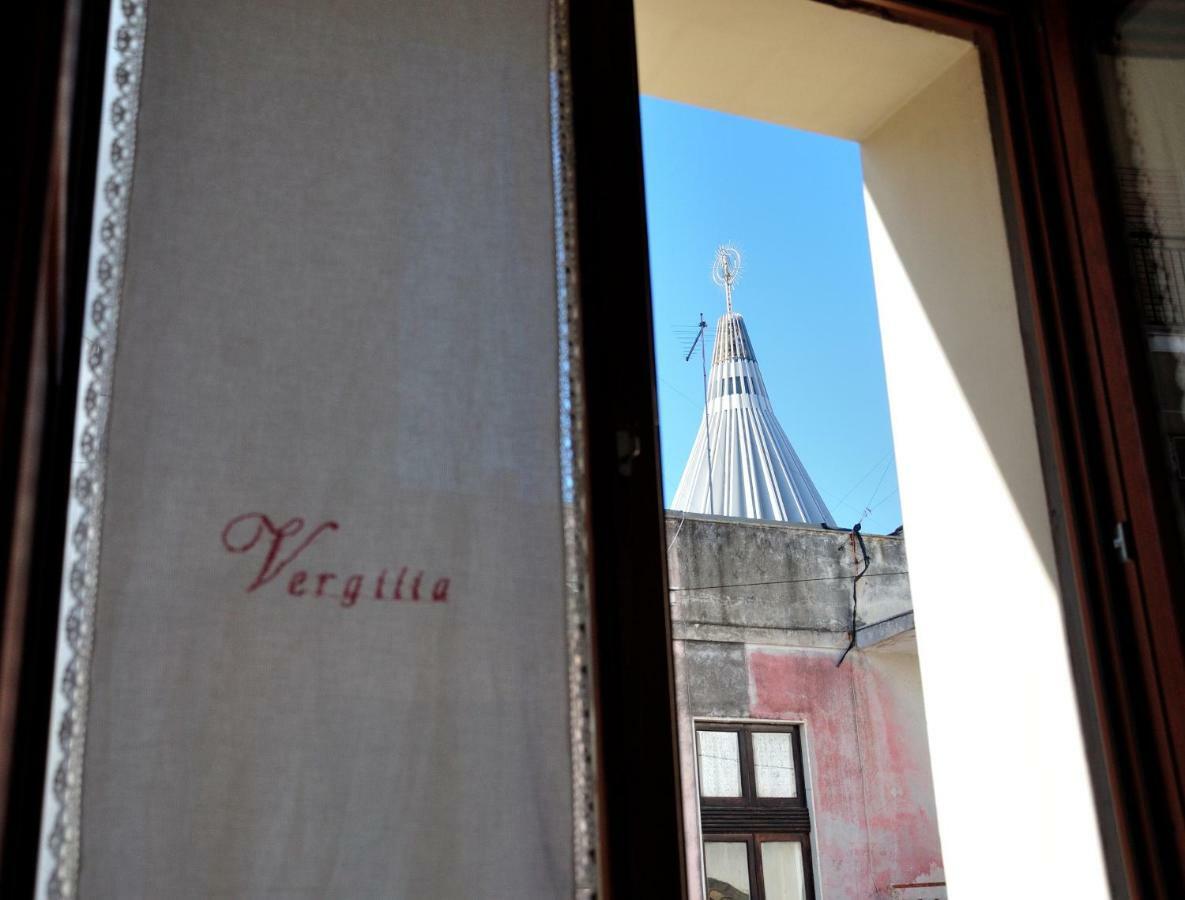 Vergilia Syracuse Esterno foto
